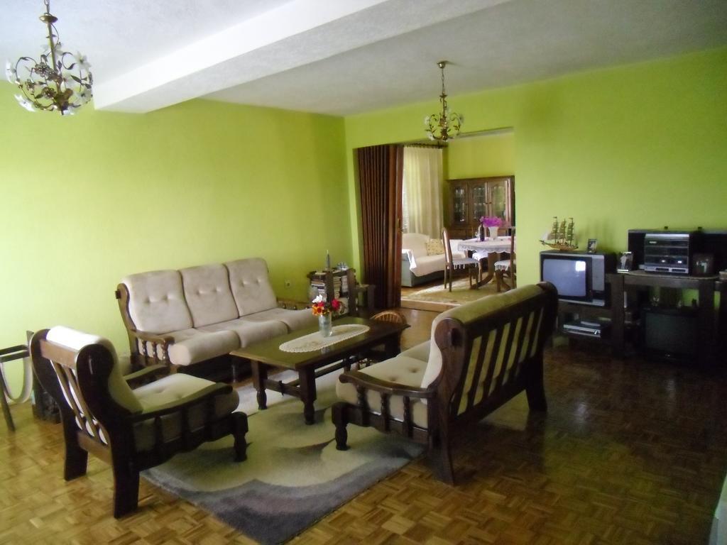 Apartment Dragovic Ulcinj Bilik gambar